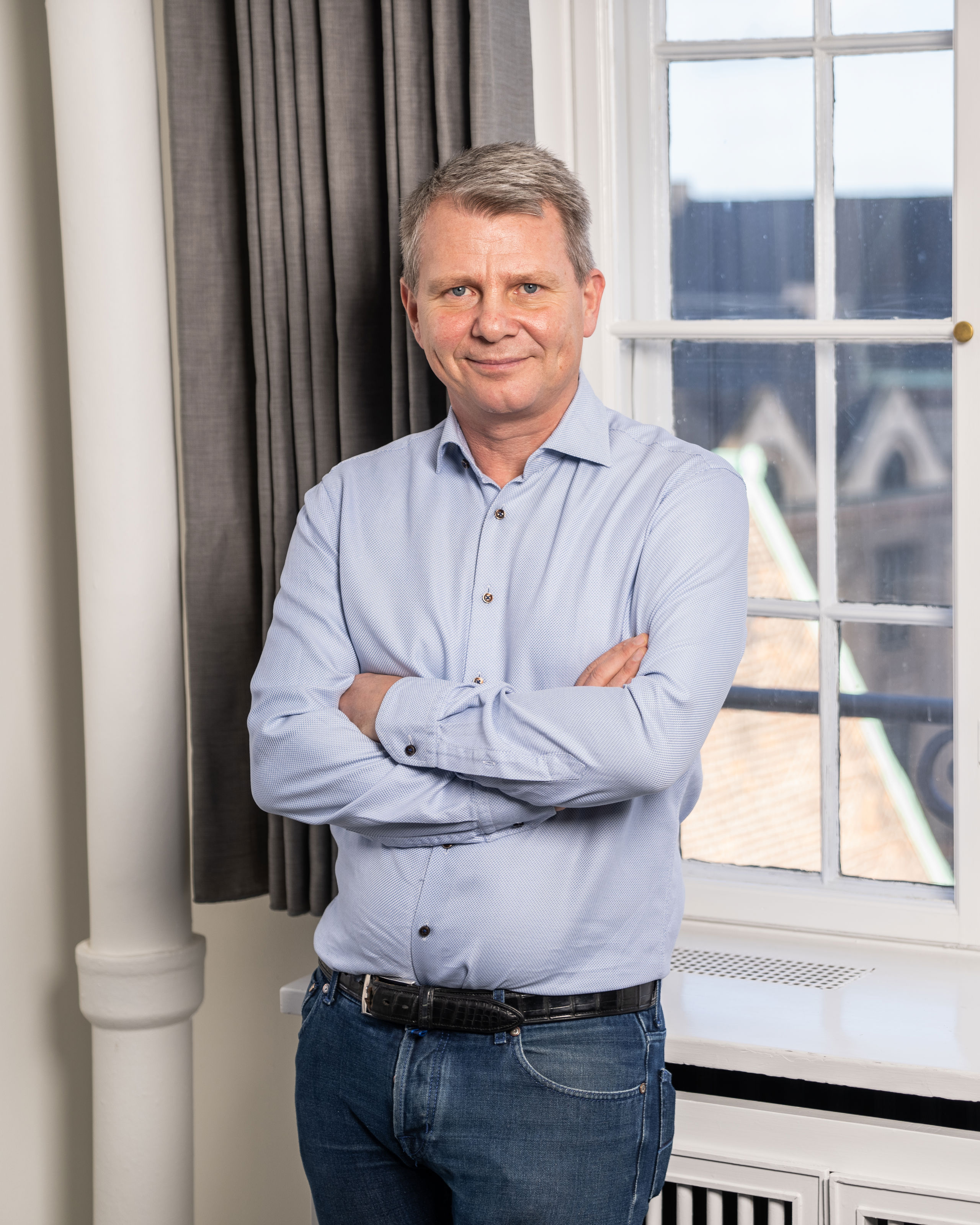 Portræt af underviser på MBA Nikolaj Forsberg